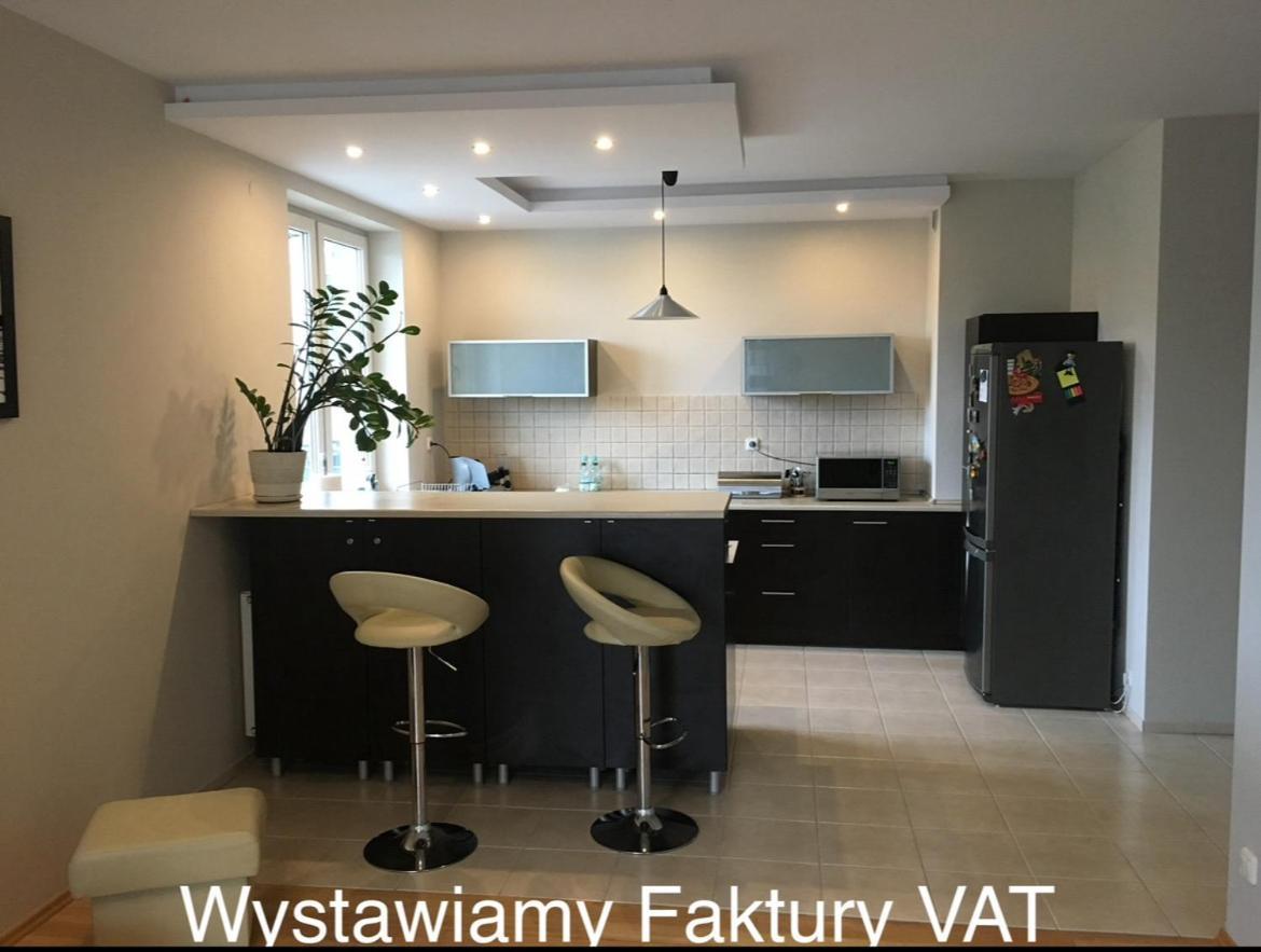 Apartament W Wesolej Varsó Kültér fotó