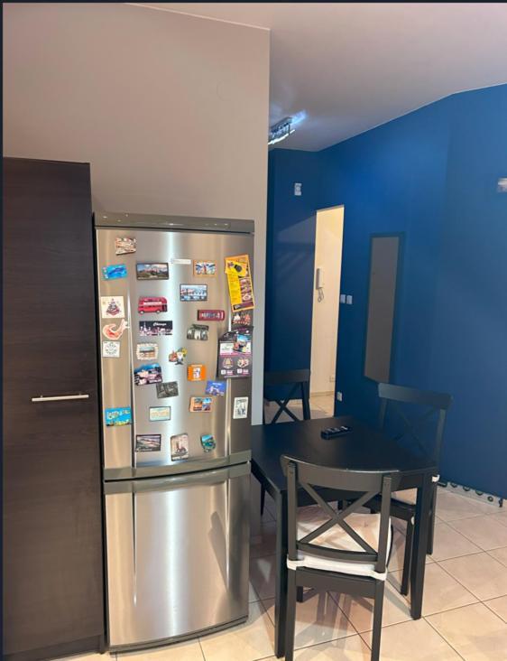 Apartament W Wesolej Varsó Kültér fotó
