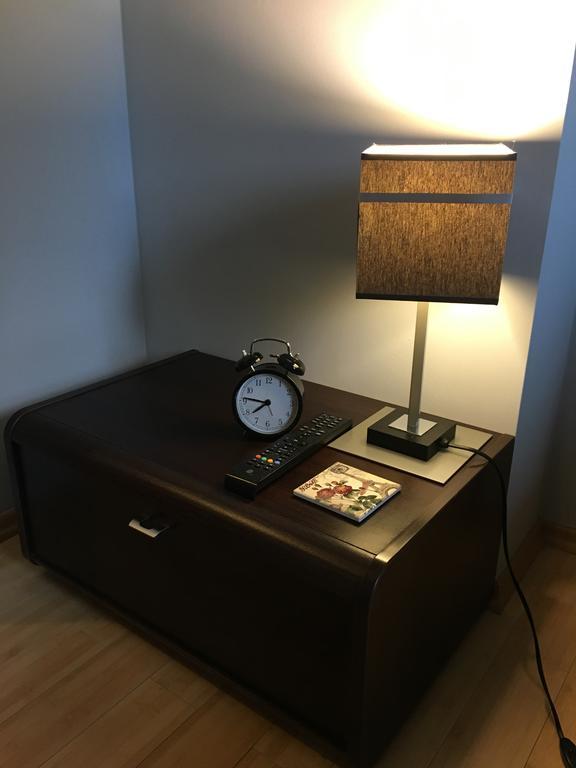 Apartament W Wesolej Varsó Kültér fotó