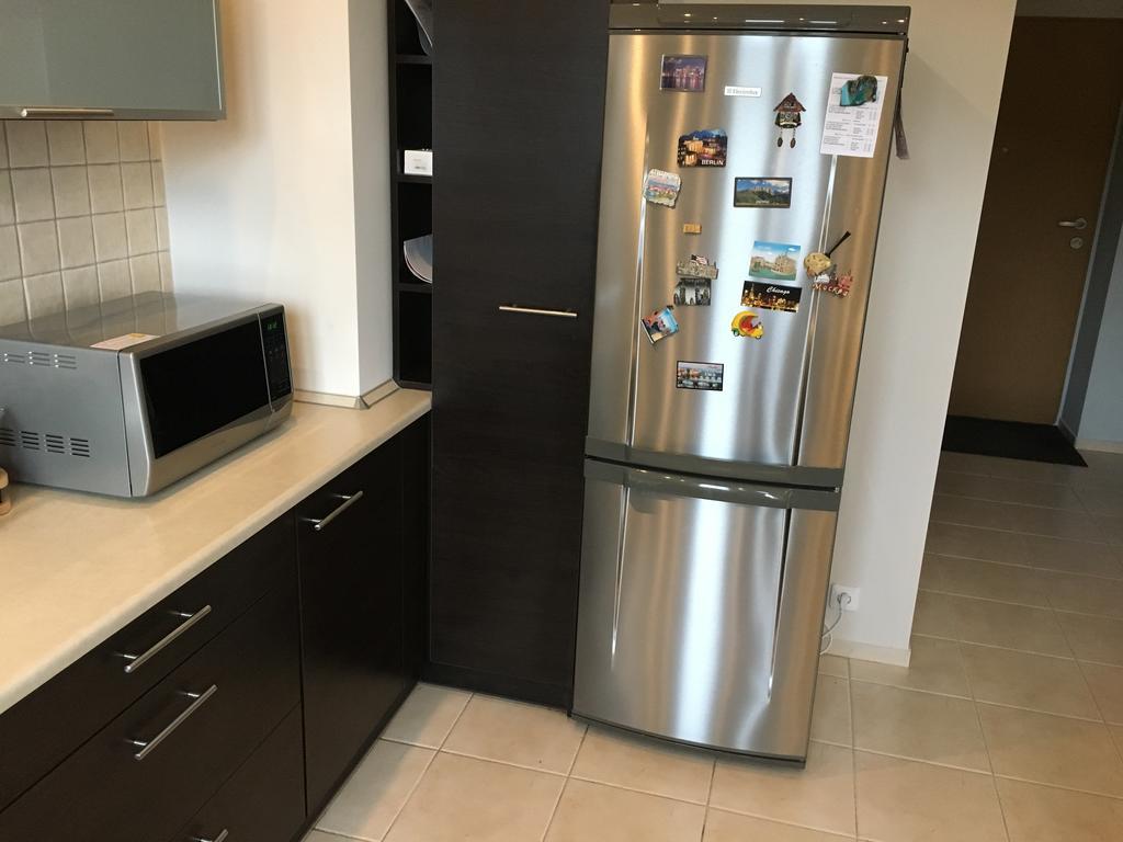 Apartament W Wesolej Varsó Kültér fotó